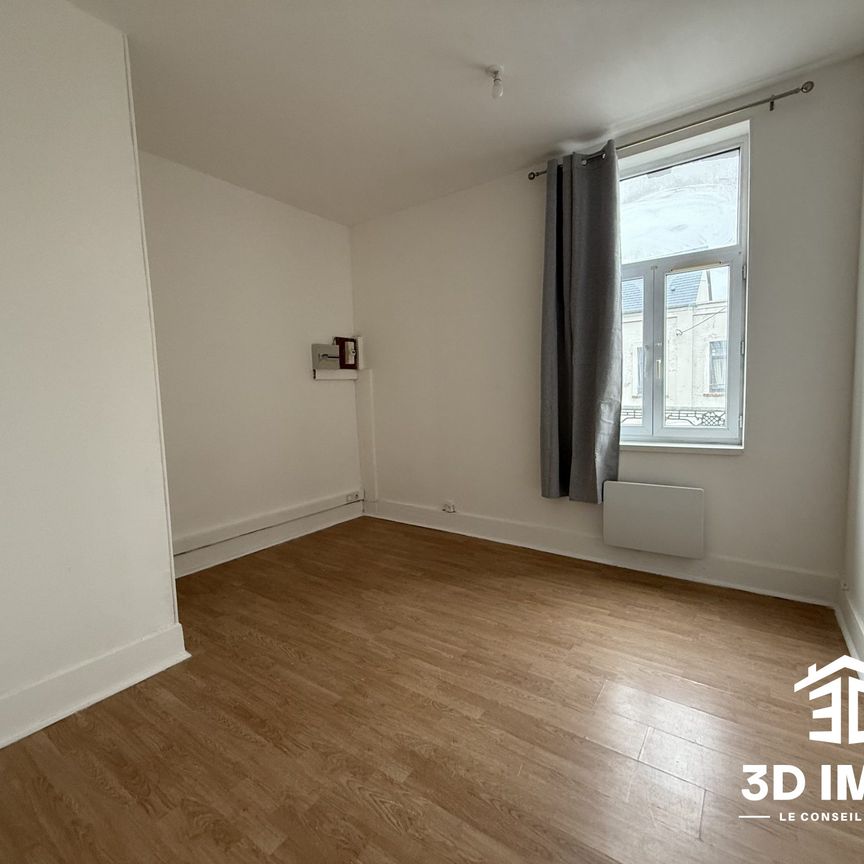 Location Appartement 4 pièces 46m² AVESNES SUR HELPE 59440 - Photo 1