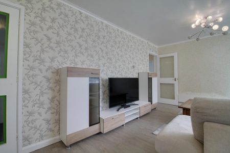 Lloyd Square, 16 Niall Close, Edgbaston - Photo 5