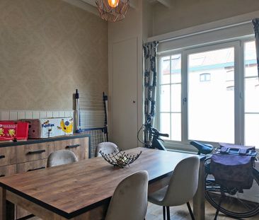 Gezellige instapklare woning met zonnig koertje in Eeklo! - Foto 4