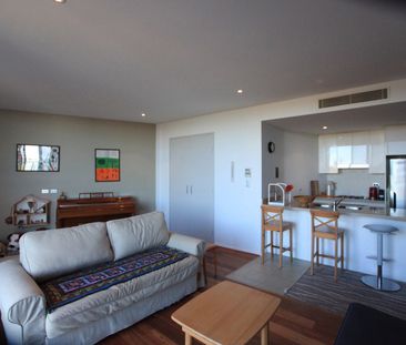 Comfortable Penthouse - Photo 3