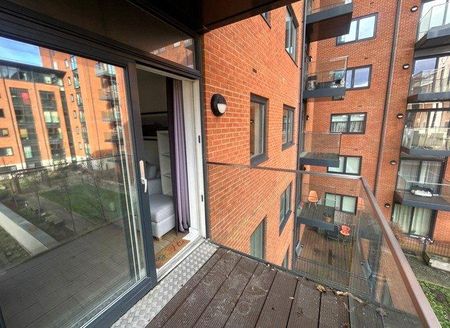 2 bedroom apartment to rent - Photo 4