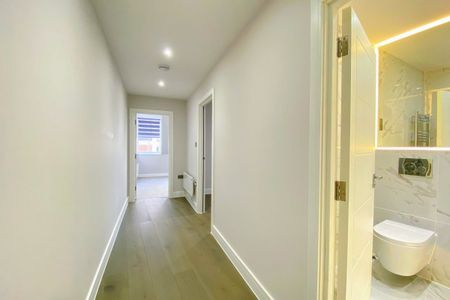 Moulsham Street - Photo 2