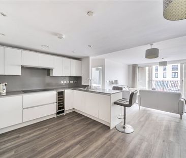 An impressive one bedroom apartment at Sovereign Point, Bath Rivers... - Photo 6