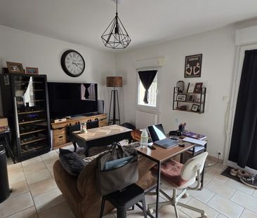 Location Appartement 2 pièces 45m² ANGERS 49100 - Photo 4