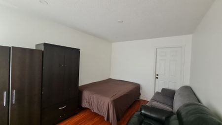 For Lease - 55 Littleleaf Drive Unit# RM B, Toronto, Ontario - Photo 4