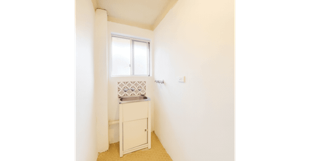 Clean and Tidy Unit Available - Photo 4