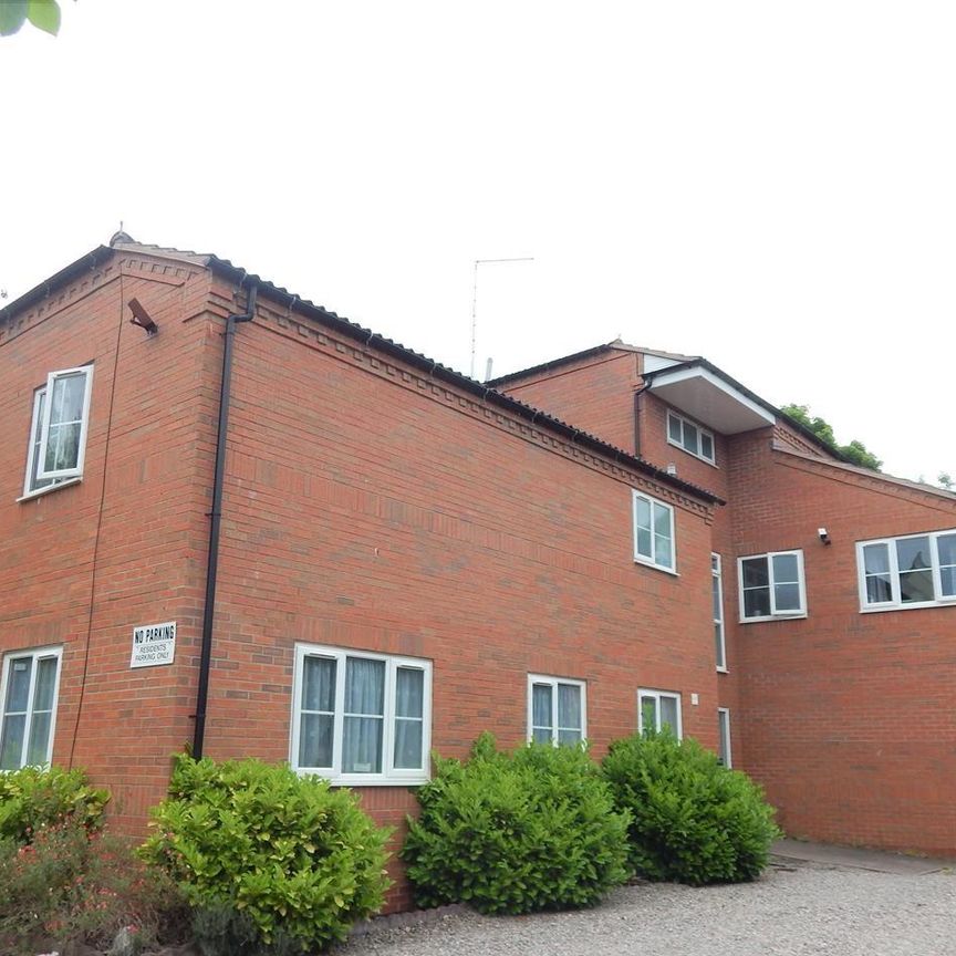 Winforton Close, Redditch - Photo 1