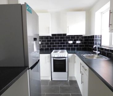 Deerhurst Place, Quedgeley - Photo 3