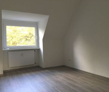 *** Charmante DG-Wohnung sucht neue Bewohner! *** - Photo 3