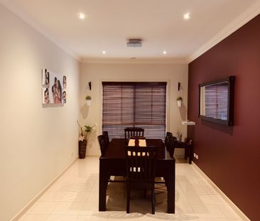 Spacious 4 Bedroom Family Home - Photo 4