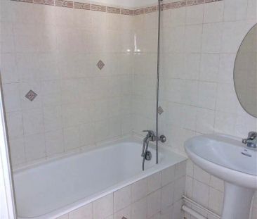 Location appartement 2 pièces - 51m² à Montluel (01120) - Photo 2
