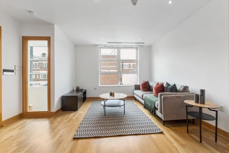 2 bedroom flat to rent - Photo 2