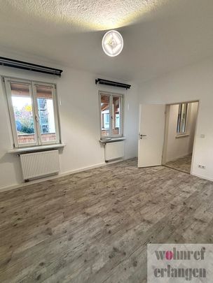 Exklusive 3,5-Zimmer-Wohnung mit Balkon, Stellplatz und EBK am Theaterplatz Erlangen - Photo 1