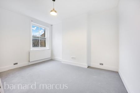 Battersea Rise - Photo 3