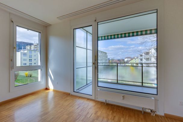 Generous and bright 4.5-room apartment for well-being - Photo 1