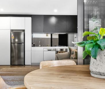 Sophisticated and Stylish Two Bedroom Unit - Photo 4