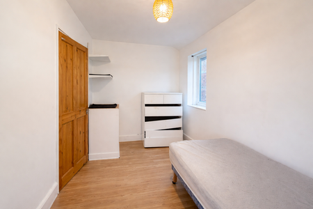 2 bedroom semi-detached house to rent - Photo 2