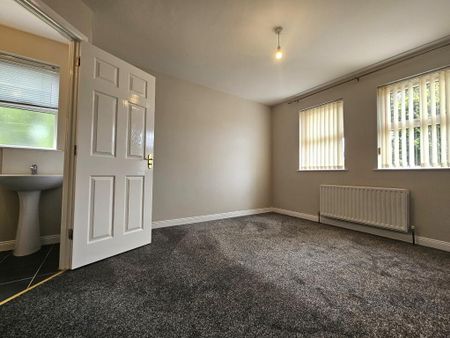 43 Niblock Oaks, Antrim, BT41 2DJ - Photo 3