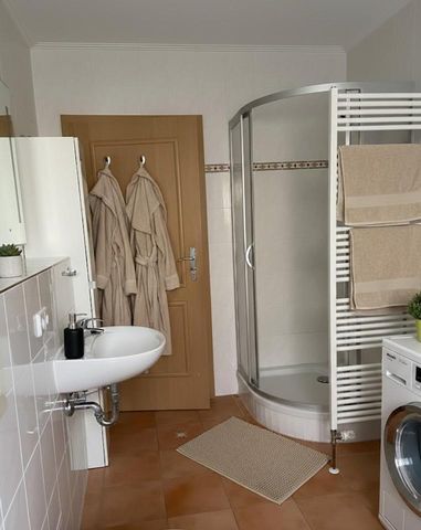 Möblierte 1,5 Zimmer Wohnung mit Balkon in Eichwalde - Photo 3