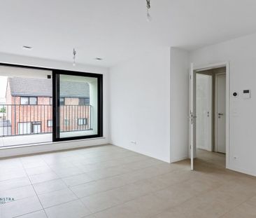 Appartement met 1 slpkr, terras en parkeerplaats in centrum Putte - Photo 3