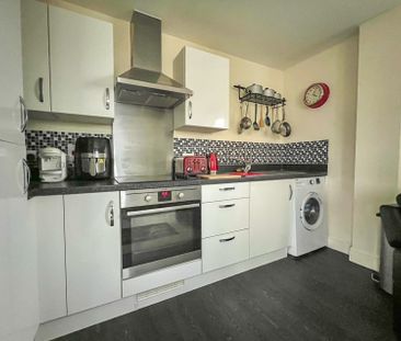 Mizzen Court, Portishead, Bristol, Somerset - Photo 6