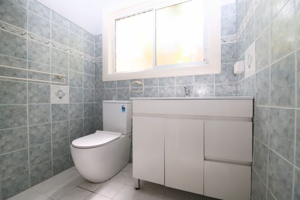 Four Bedroom Family Home - Photo 1