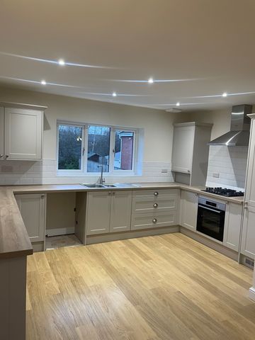 Herons Wharf, Appley Bridge, Wigan, Lancashire, WN6 - Photo 5