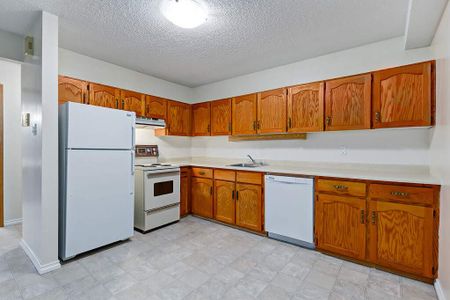 Classic Suite - 1 Bedroom - Photo 2
