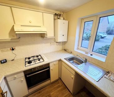 2 bedroom semi-detached house to rent - Photo 4