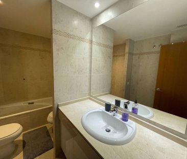 3 bedroom luxury Apartment for rent in Estepona, Andalusia - Photo 1