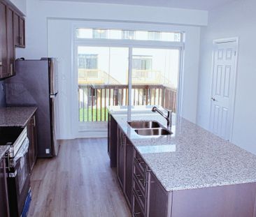 For Lease - 29 Greig Street, Brantford, Ontario - Photo 1