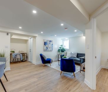 For Lease - 8 Clearview Heights Unit# Walkup Basement, Toronto, Ont... - Photo 2