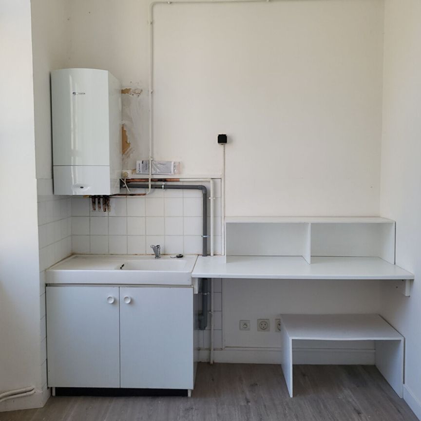 Bel appartement T1 à louer à Sées - Réf S15026 - Photo 1