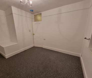 2 bedroom house to rent - Photo 3