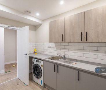 Studio to rent - Photo 6