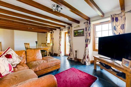 A four bedroom historic, modernised, farmhouse in a beautiful peaceful setting available to let on terms to be agreed. - Photo 2