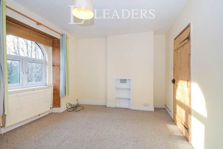 2 bedroom house to rent Rock Road, Stamford, PE9 - Photo 2