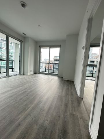 For Lease - 65 Broadway Avenue, Toronto, Ontario - Photo 2