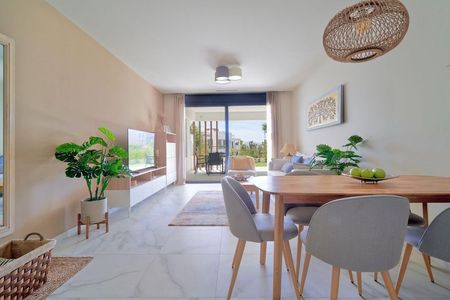 Alquiler de piso en Calle Flor de Saúco s/n - Photo 3