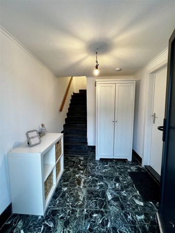 Bel-etage met inpandige garage & tuin - Photo 2