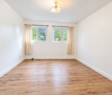 For Lease - 23 Ironshield Crescent, Markham, Ontario - Photo 4