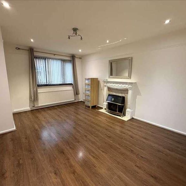 Sandbarn Close, Solihull, B90 - Photo 1