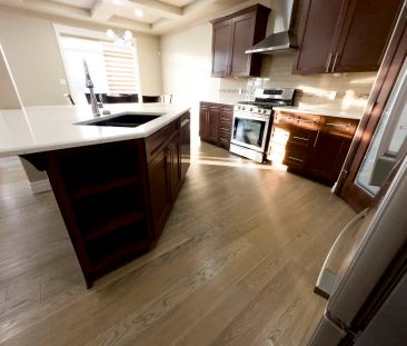 (PN530-1)Spacious 3-Bedroom Home + Two Dens in Walker Lakes — Edmon... - Photo 5