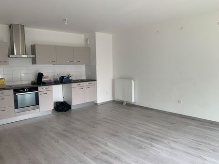 Location Appartement 3 pièces 64m² - Photo 3