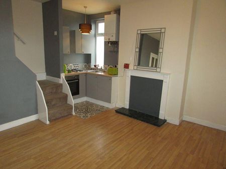1 bedroom end of terrace house to rent - Photo 2