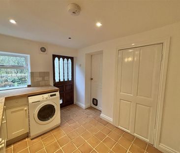 3 bedroom end of terrace house to rent - Photo 5