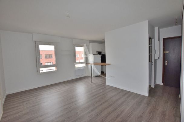 Location Appartement 1 pièce 37m² - Photo 1
