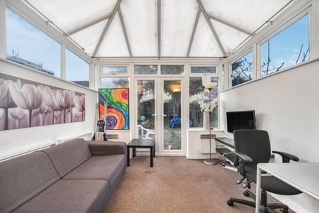 Room in a Shared House, Elbury Drive, E16 - Photo 5