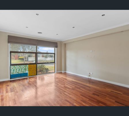 4 Vernon Ct, Hoppers Crossing, Vic 3029 - Photo 1