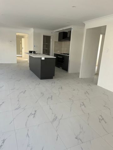 Baldivis - Photo 3